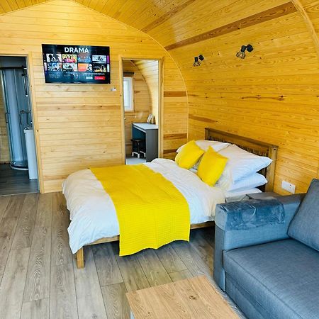 Ffrith Beach Glamping With Hot Tub Hotel Prestatyn Bagian luar foto